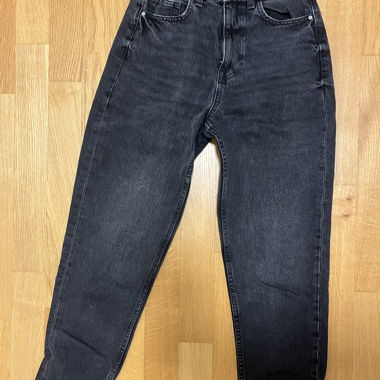 ZARA schwarze Mom Jeans EU 34