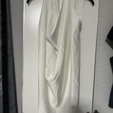 Top satiné blanc cassé