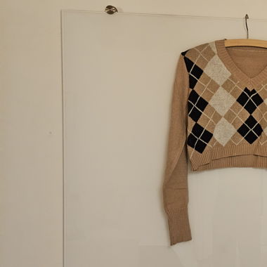 Cropped sweater vest