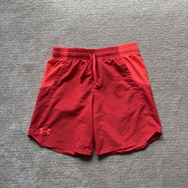 Short de sport rouge