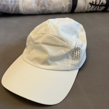 Casquette de sport Salomon blanche