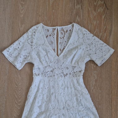 Weisser spitzen Jumsuit