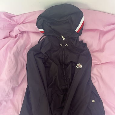 moncler vindbreaker