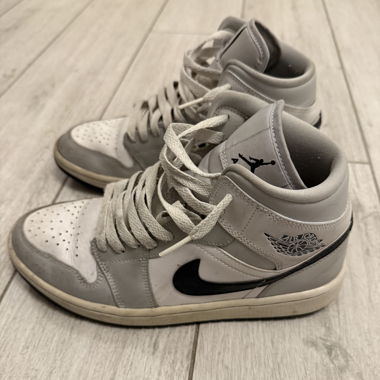 Air Jordan 1 Mid "Grey Fog"