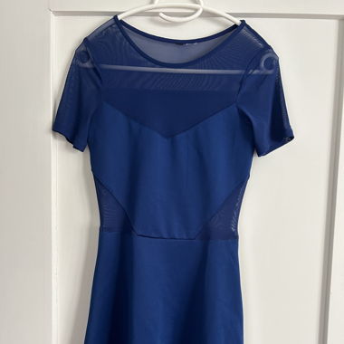 Blaues Kleid