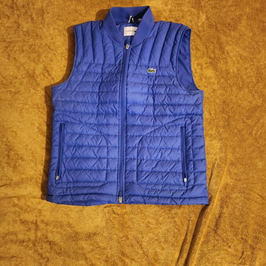 Lacoste blau