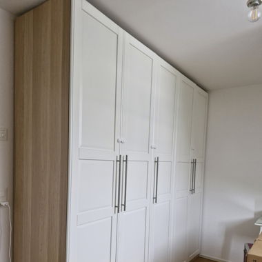 Ikea Kleiderschrank fast wie neu