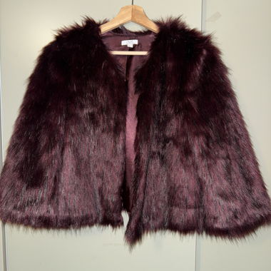 Giacca in ecopelliccia bordeaux