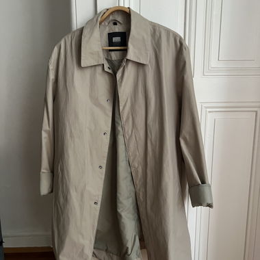 Trench coat beige