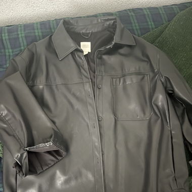 Oversize leather jacket