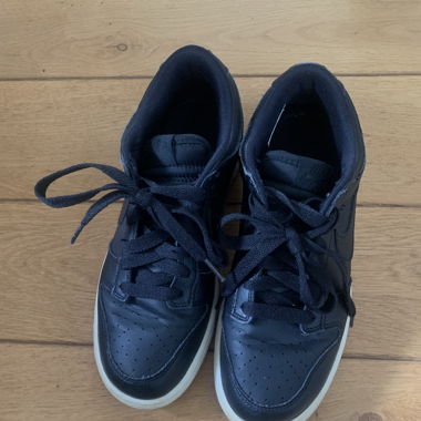 Nike Sneaker