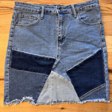 Gonna di jeans con patchwork