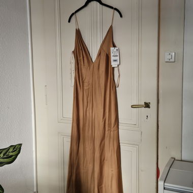 Zara oro scollatura profonda a V