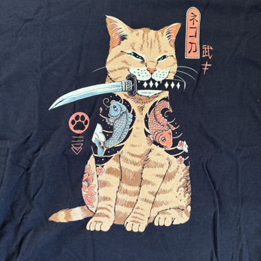 T-shirt noir avec imprimé de chat