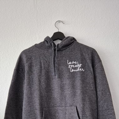 Pull a capuche gris 