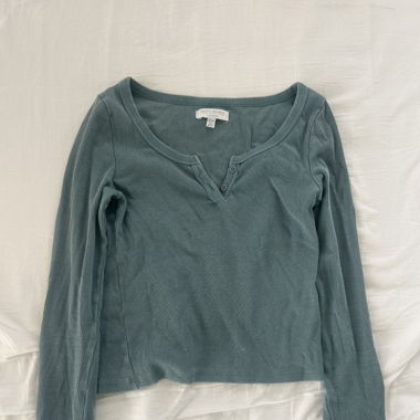 turquoise longsleeve from pull&bear