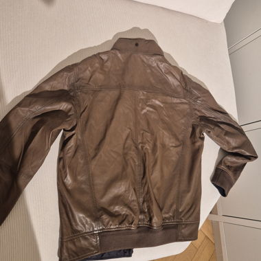 Veste en cuir marron