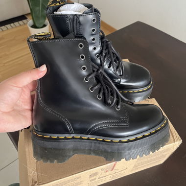 Neue Jadon Dr. Martens Gr. 38