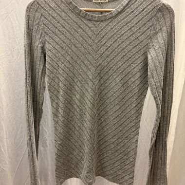 Light sweater/warm shirt 
