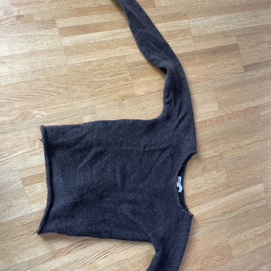Pullover eng Subdued