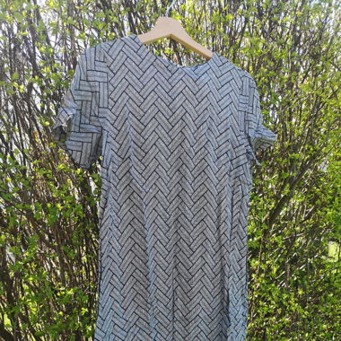 Kleid gemustert