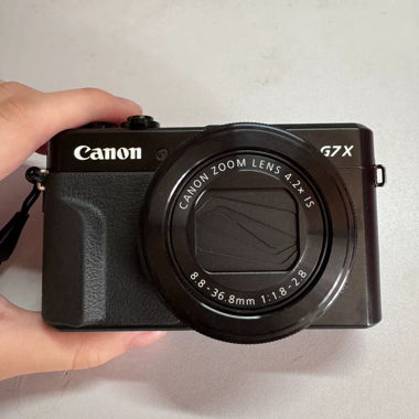 Canon G7 X Mark 2