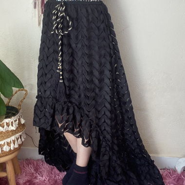 Jupe longue noire dentelle 