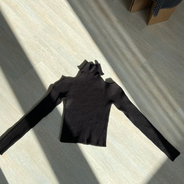 Zara off-shoulder top 