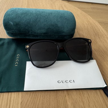 Lunettes de soleil Gucci