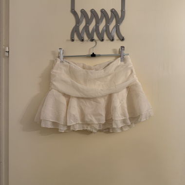 Jupe-culotte à volants crème