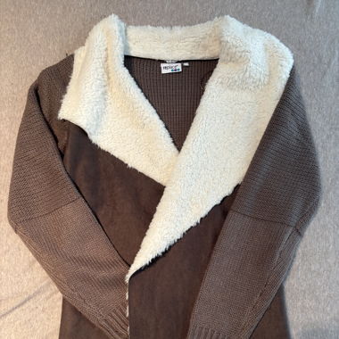 Cardigan 