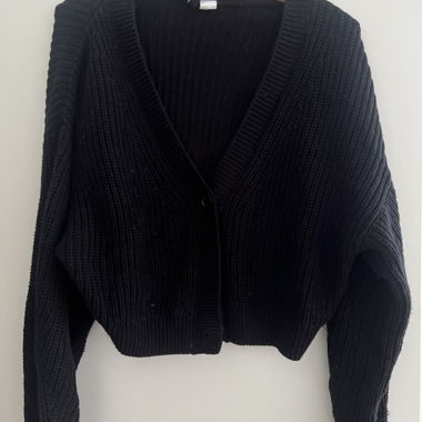 Schwarzer Cardigan