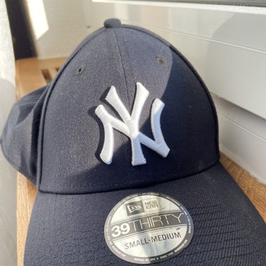 NY Yankees cap 