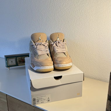 Jordan 4 Retro shimmer