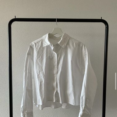 Weisse Bluse cropped