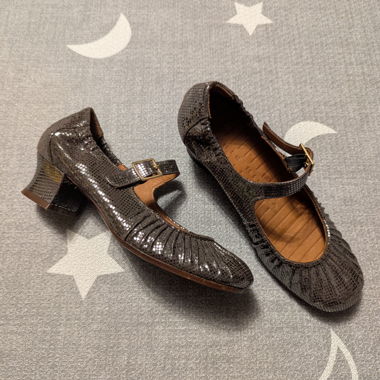 Chaussures pour femmes argentées à talon bloc