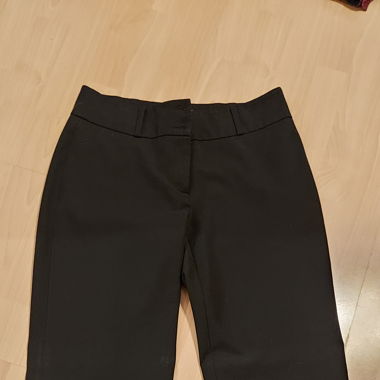 Schwarze Hose