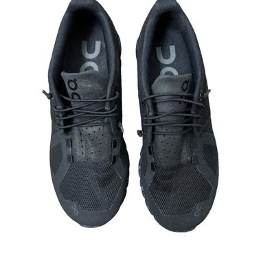 Sneakers On Cloud nere