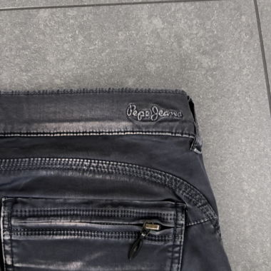 Pantaloni neri Pepe Jeans