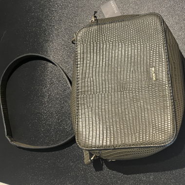 Grüne Parfois Tasche
