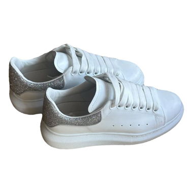 Alexander McQueen sneakers oversize