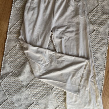 Chicoree Beige Sweatpants