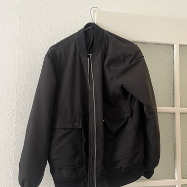 Giacca bomber nera