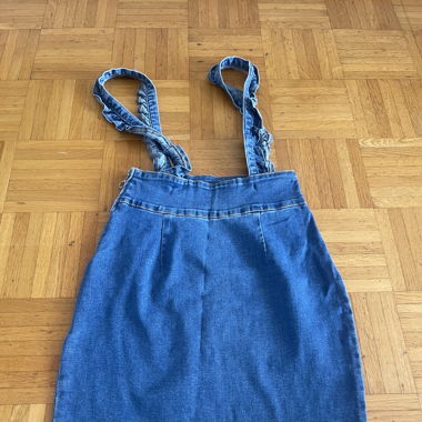 Latzrock Jeans