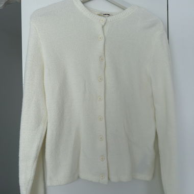 Weisser Strick-Cardigan