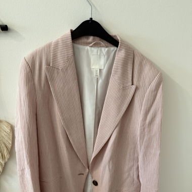 2 Blazers M