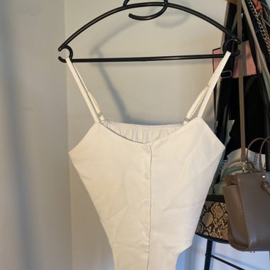 Top Blanc Classe avec noeud