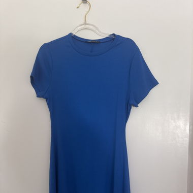 Blaues Kleid