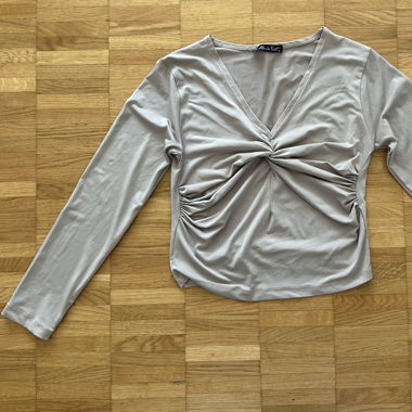 Crop Top con Scollo