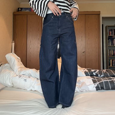 Weite UNIQLO Jeans
